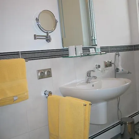 Benelux Szálloda