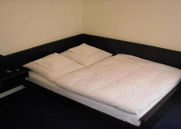 Hotel Benelux 3*