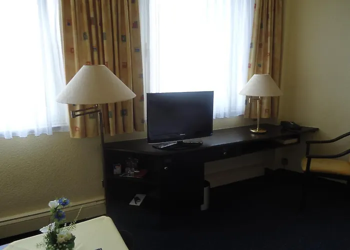 Benelux 3* Aquisgrana